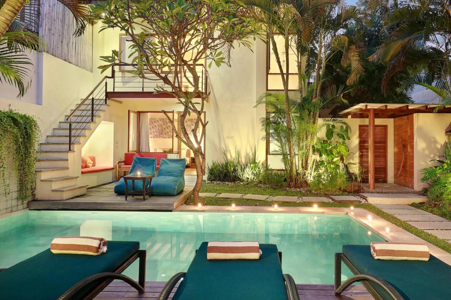 Villa Surin Seminyak Esterno foto