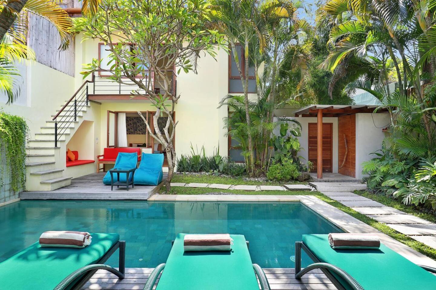 Villa Surin Seminyak Esterno foto
