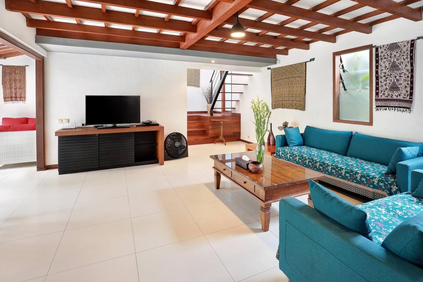 Villa Surin Seminyak Esterno foto